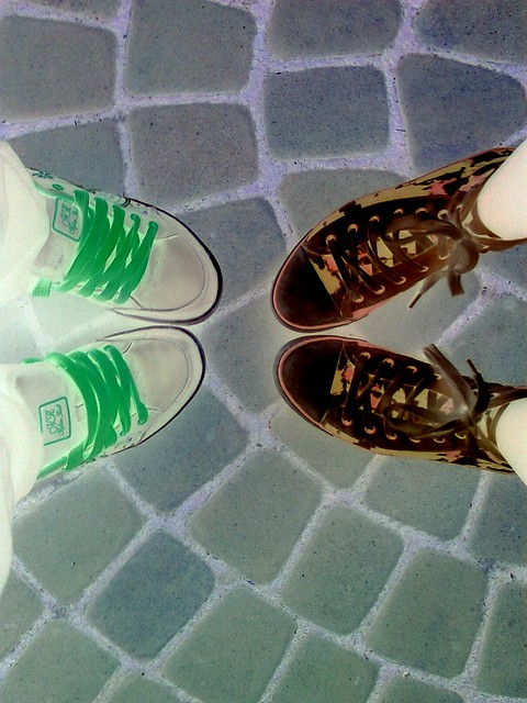 buciki  ;* *