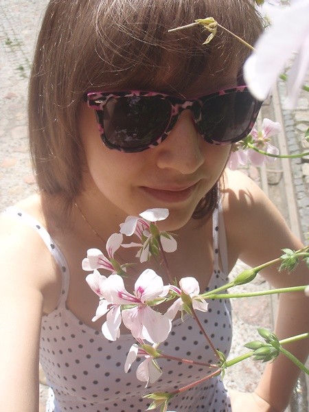 ;-*