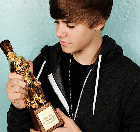 01. -  We are the champions..