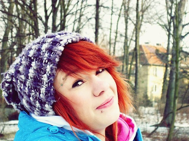 jedna wielka gruba krowa.
