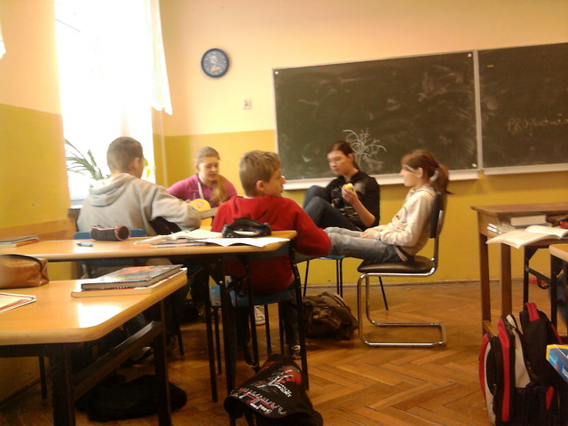 Po prostu... szkolne piewanko;)