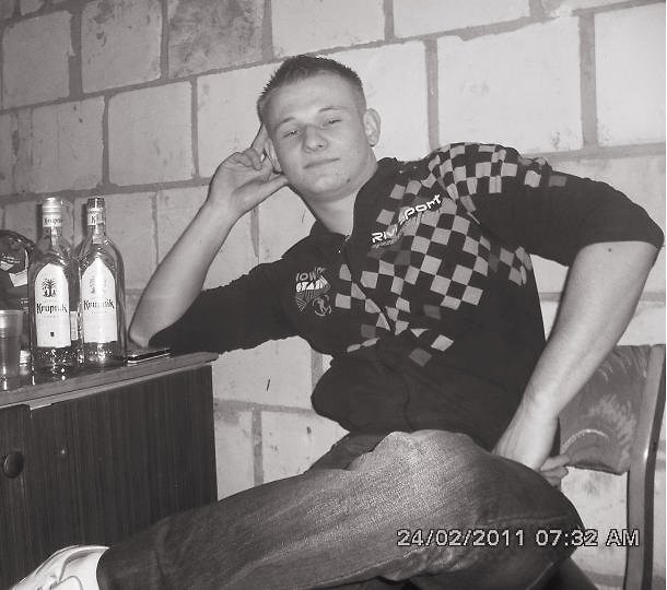 Z on i kochank.