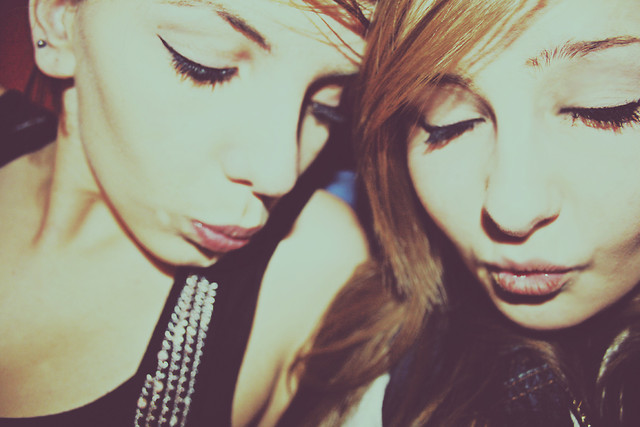 kiss kiss