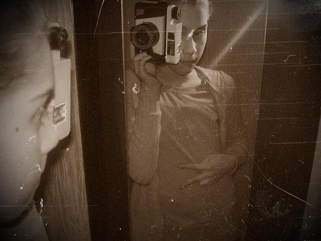 Apaarat ; /
