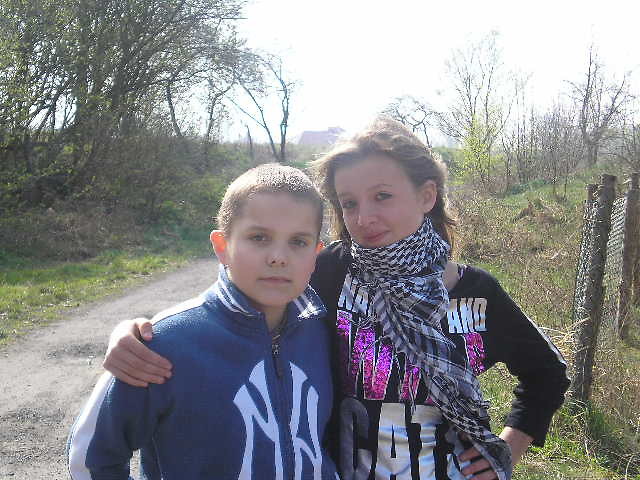 z braciszkiem :**