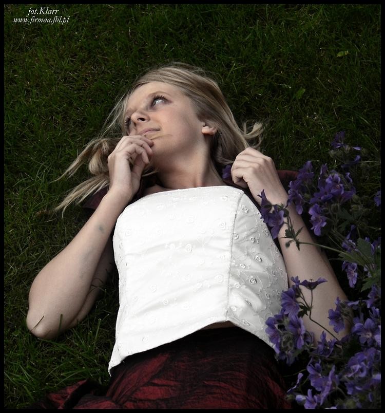Klar.;*