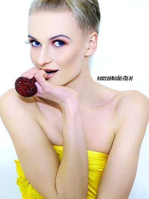 62. Ania.