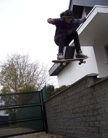 Skyyt . xd