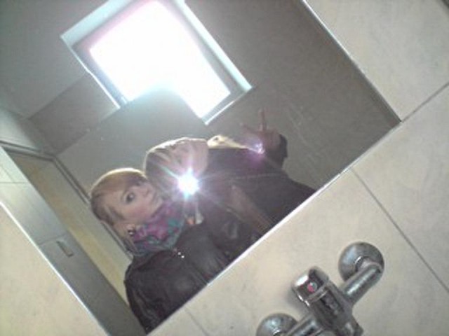 `. nie po to by apa soce .