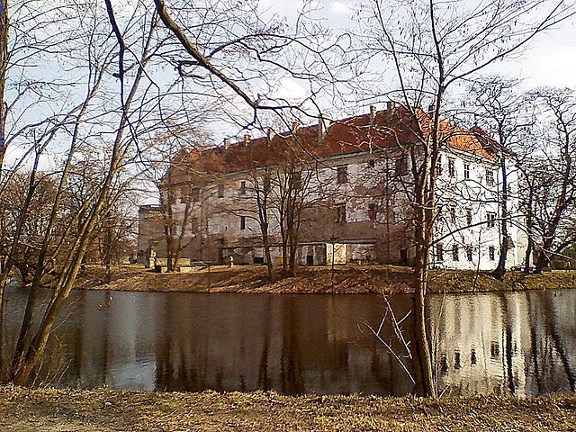 Zamek Szydowiecki. ; ))