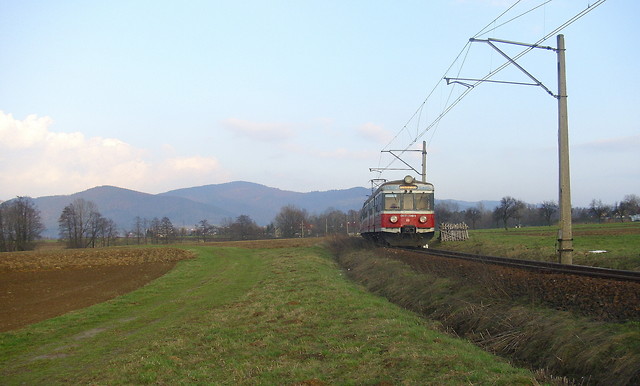 EN57-1068