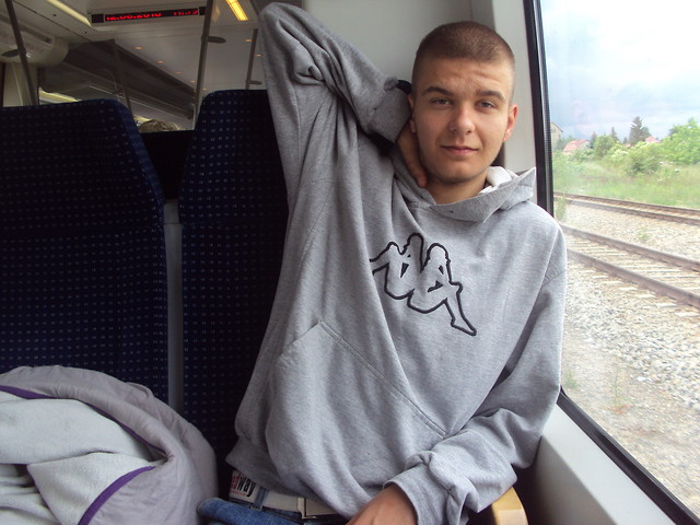 Buuuu !! a teraz all ucieka ! :D
