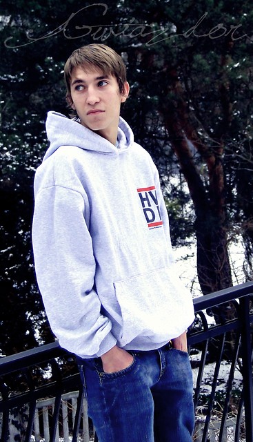 Naj.Wicej ; *