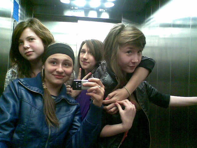 Z nimi ;-)