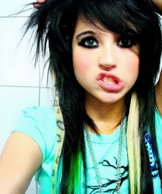 emo girl ; D