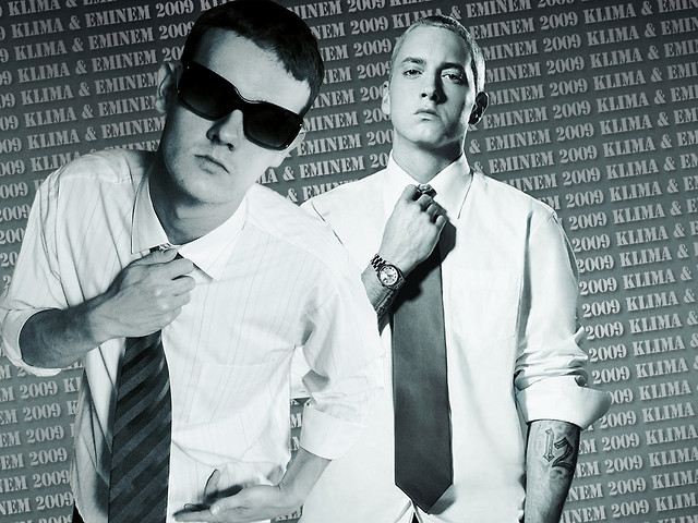 z Em&Em ;D