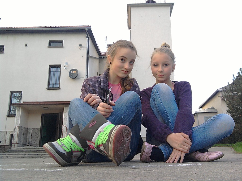 09 . ; - *