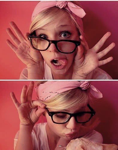 ZOE! ; **