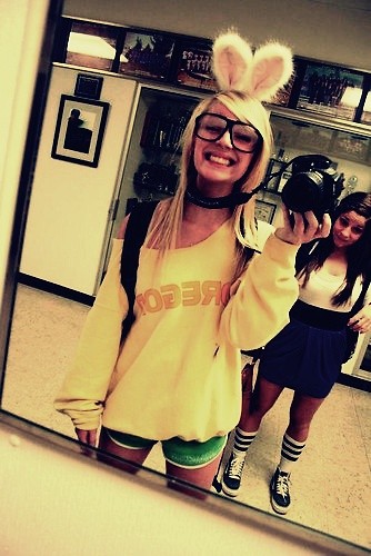 ZOE! ; **