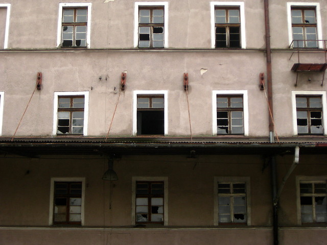 laleczki zakurzone 