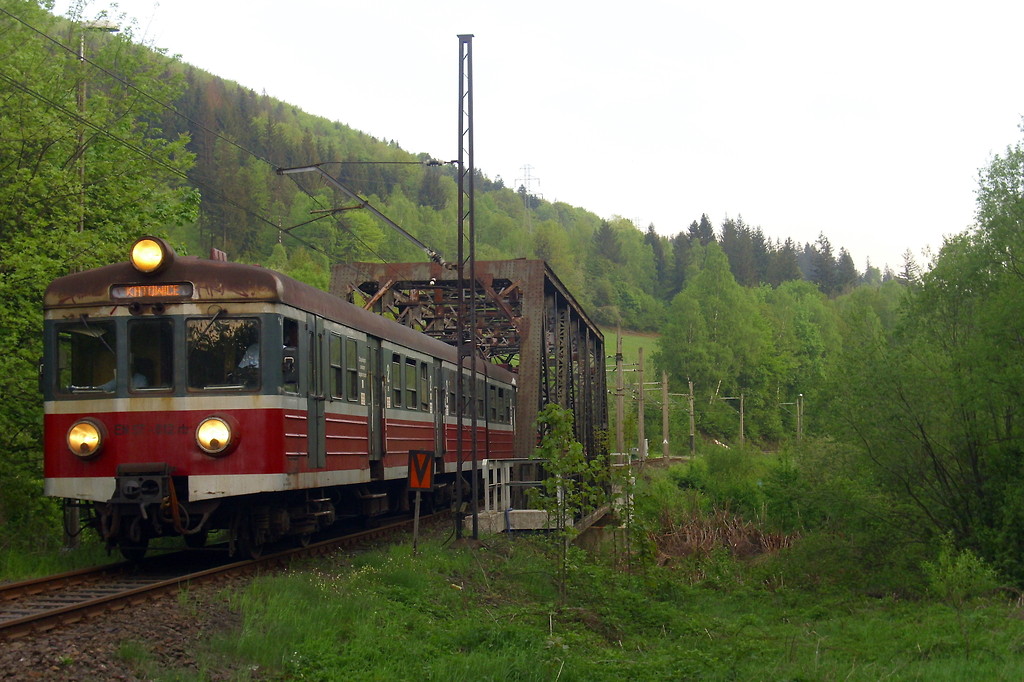 EN57-612