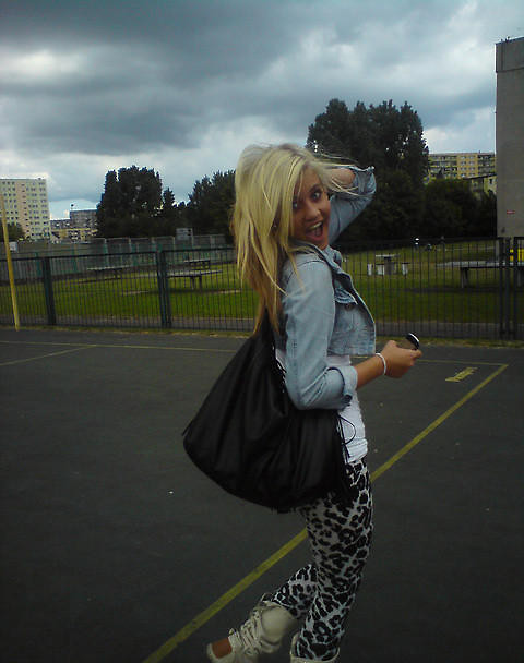 Zwaa;]