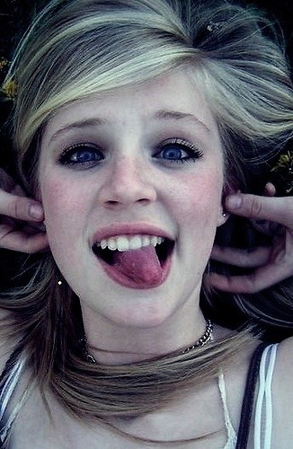 ZOE! ; **