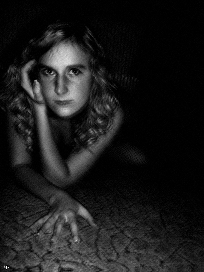  horroryczna.