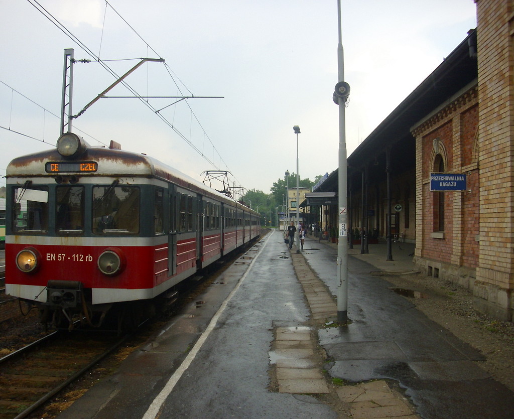 EN57-112