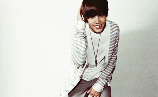 BIEBER < 3 :* .