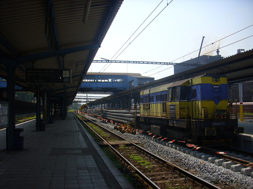 740 407-2