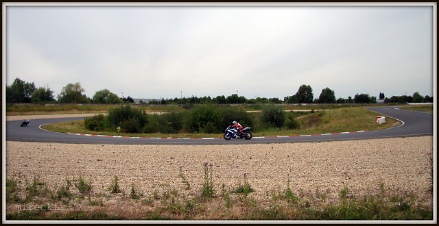 yzf 100