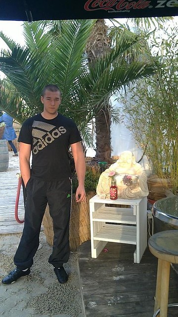 gdzies daleko;D