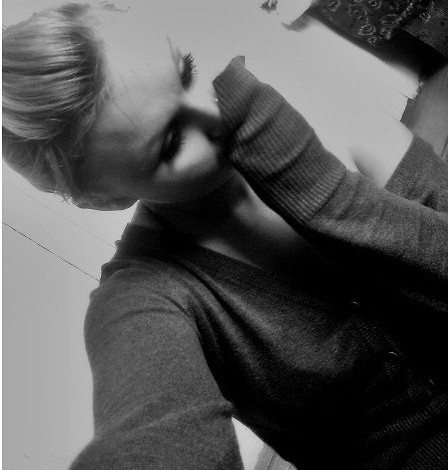 Iv ;p