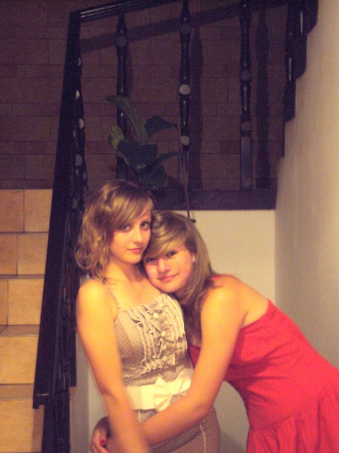 Bal ;**