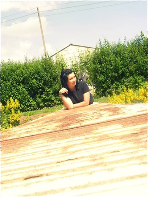 z Kini < 33