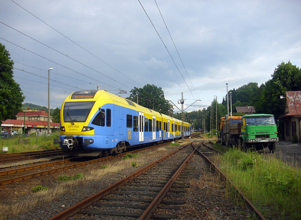 EN75-002