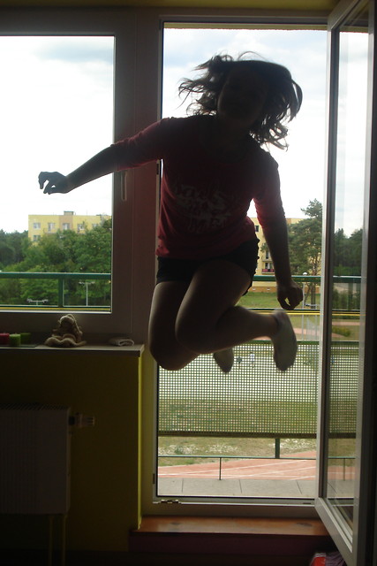 Na balkoniee ...a kto na dole !