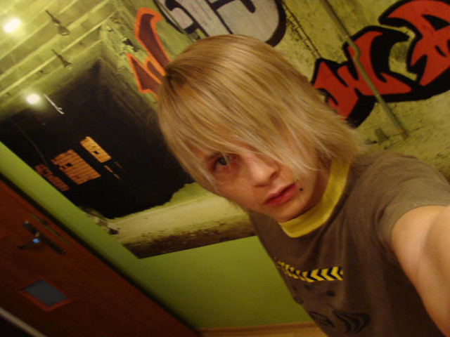 Ciul z tym, e jak emo ;:D