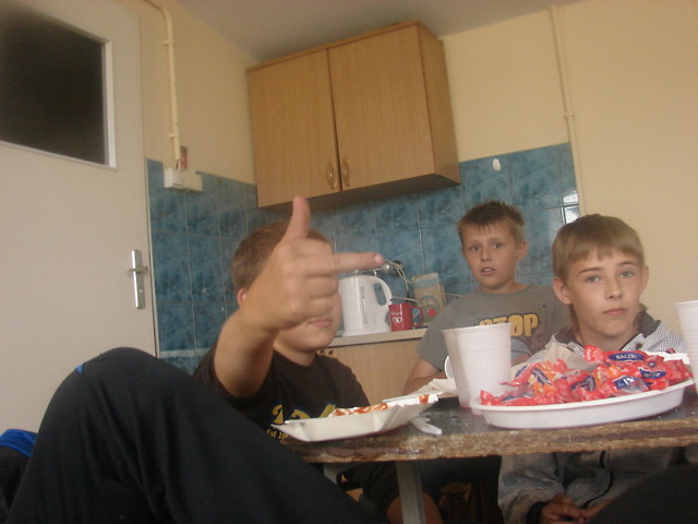 Ganja face/finger. ; p