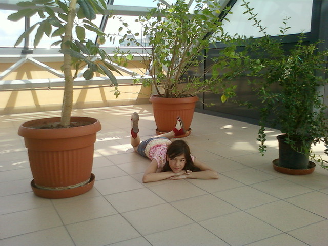 Pomidzy rolinkami ; D