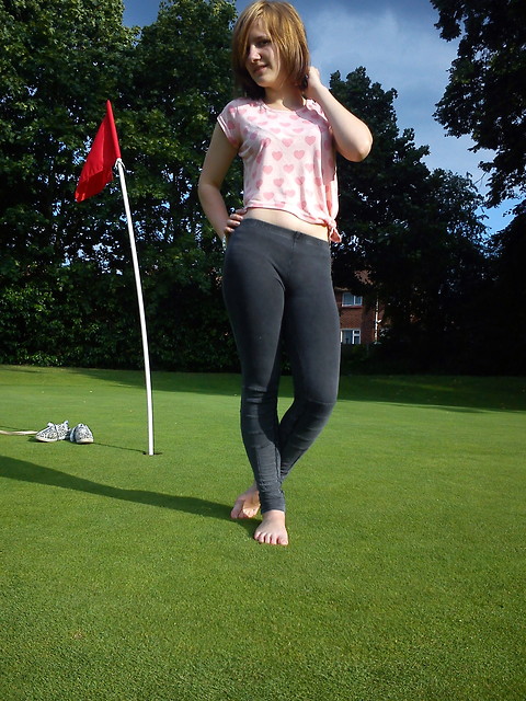 Hmm na polu golfowym.