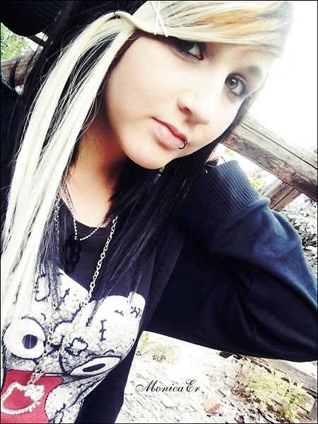 SceneMonicaEr