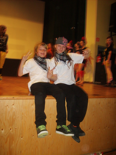 Amazing BreakDance!!! :p