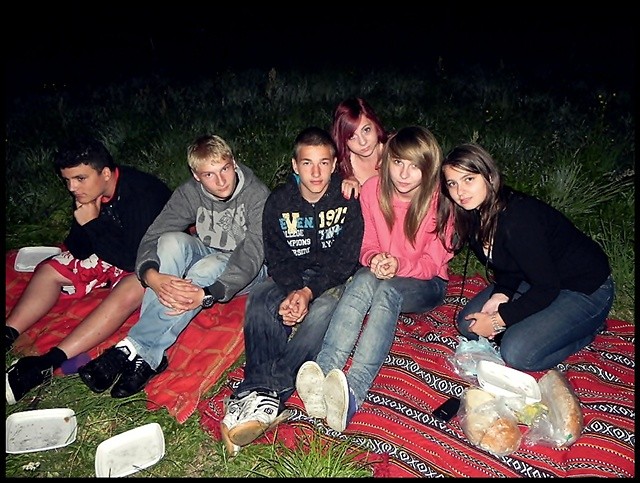 ekipa ; d .