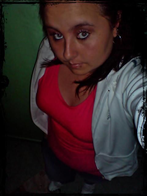 ilonaaaaa ; -*