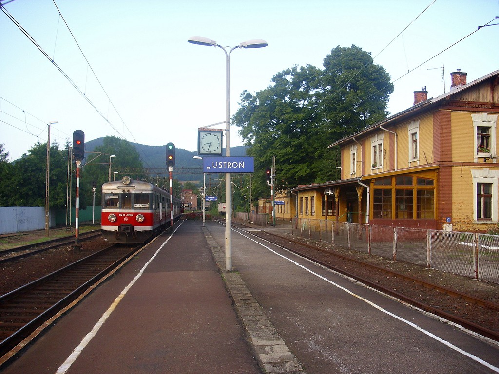 EN57-926