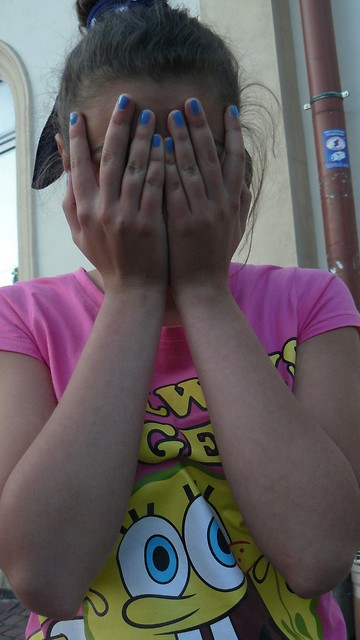 I don't see you. Get away.