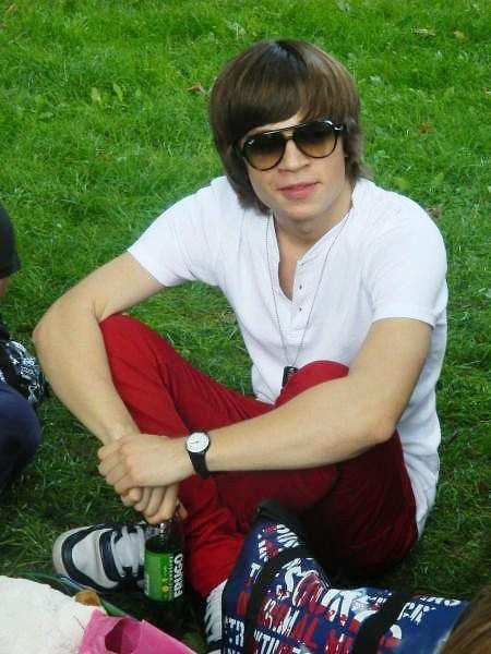 Pawe ; )
