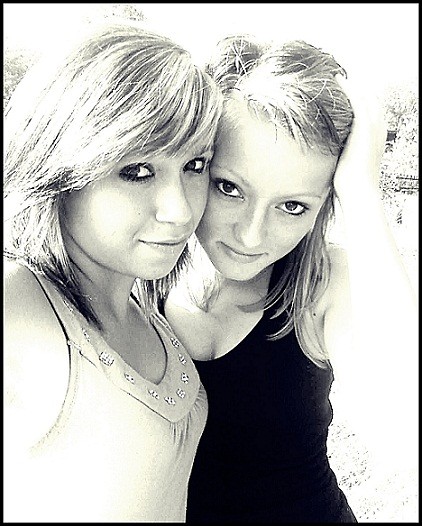 oncia  ;**
